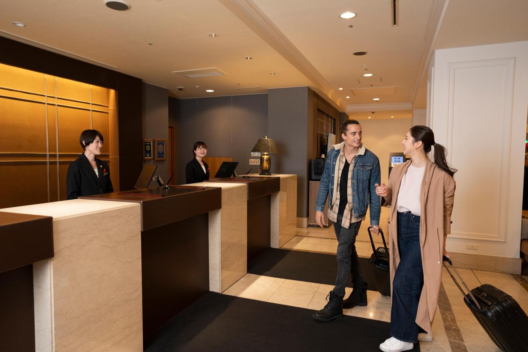 Hotel Associa Тоёхаси Экстерьер фото